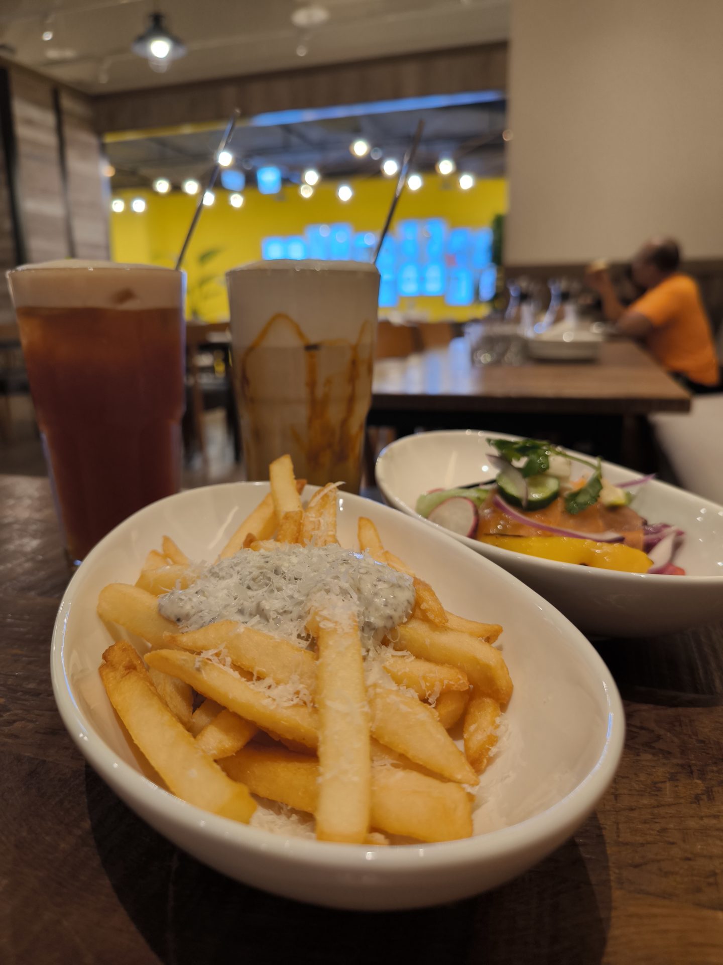 BELLINI 起司薯條與飲料