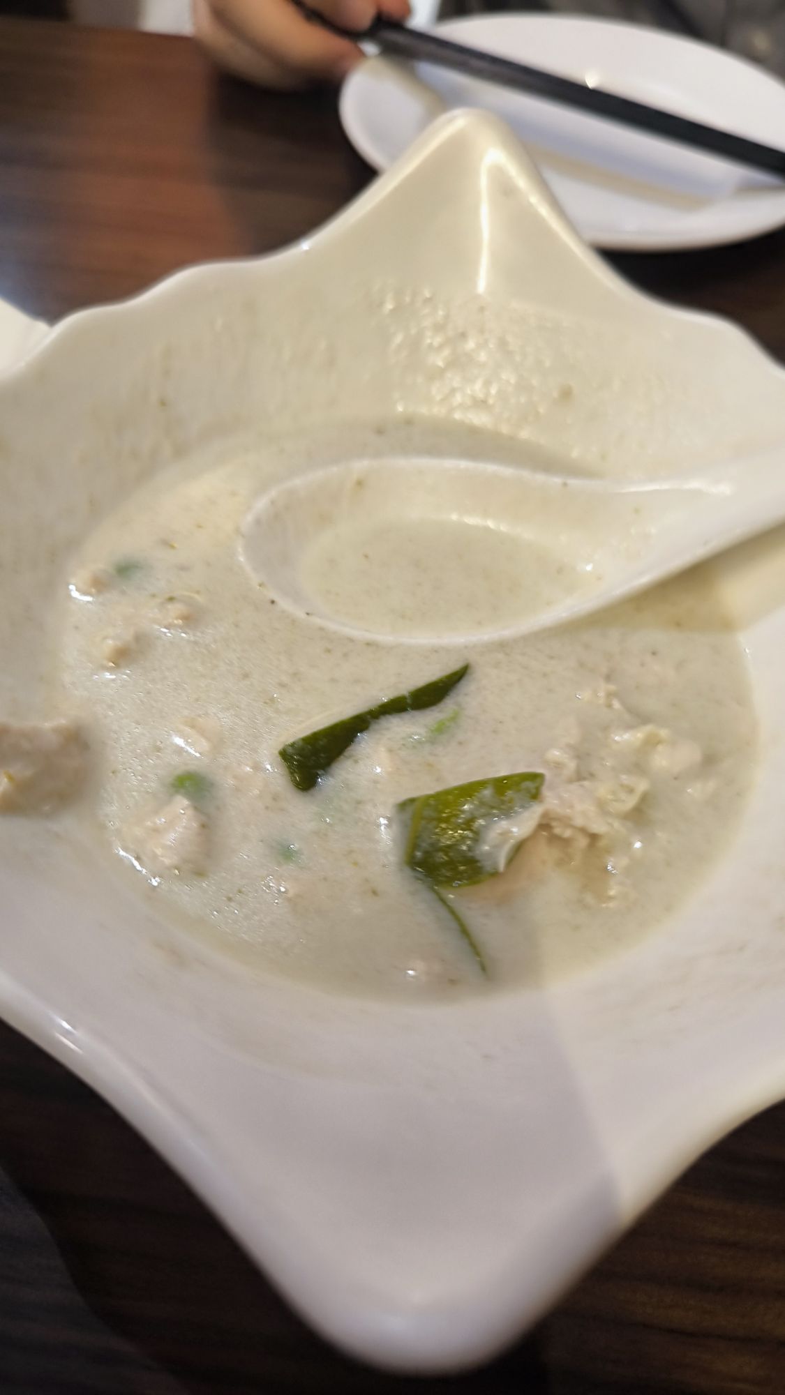 泰品泰式雲南料理椰汁雞湯